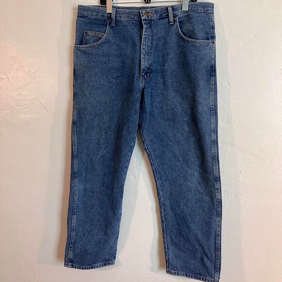 Wrangler Blue Ridge Medium‎ Wash Denim Workwear Jeans - Picture 1 of 5